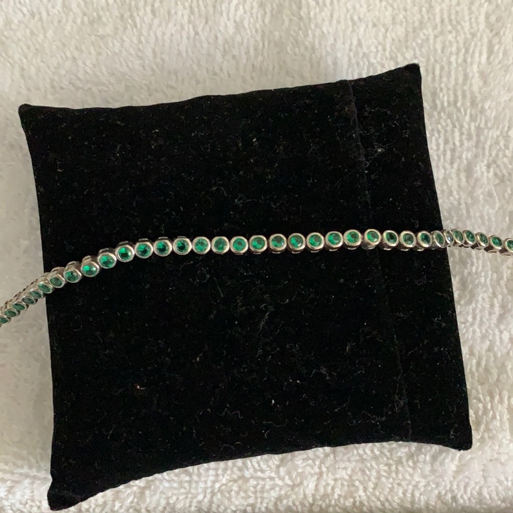 Sterling silver bracelet with green stone